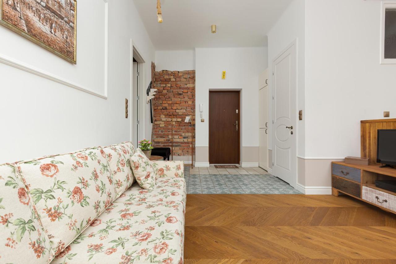 Apartment On The Warsaw Square By Noclegi Renters المظهر الخارجي الصورة